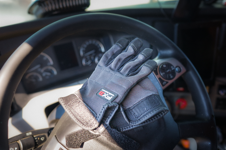 Truck Driving Gloves: Material