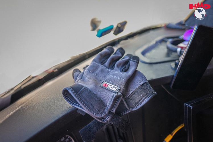 Best Gloves for Truckers in All Weather and Work Conditions