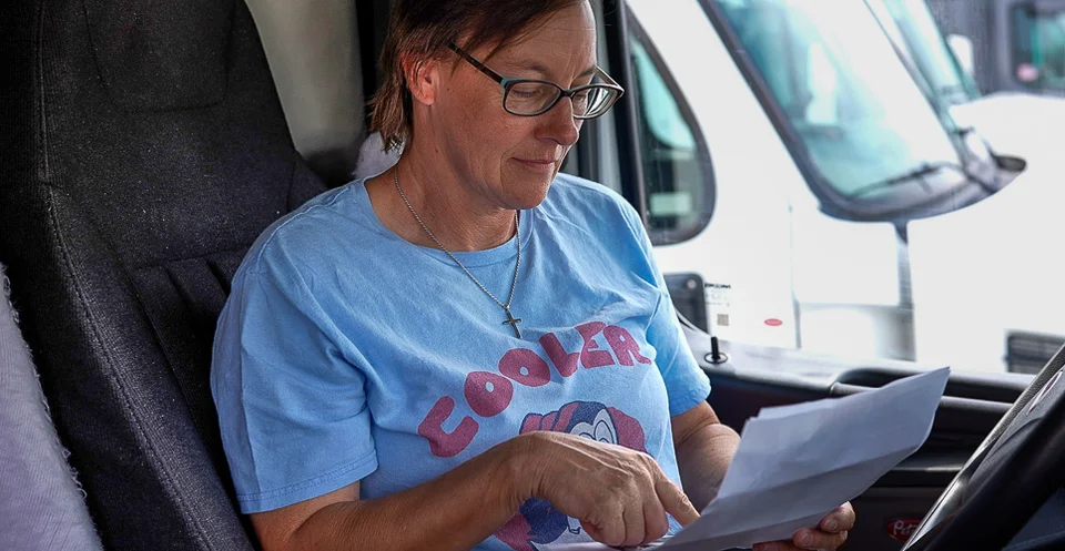 Truck Driving Safety Tips: Check Out Delivery Locations in Advance
