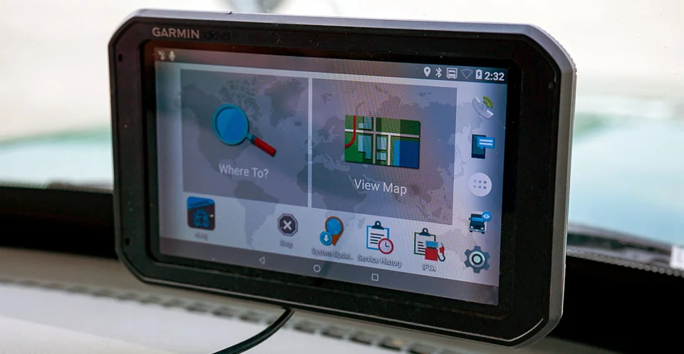 Truck Driving Safety Tips: Use a Trucking Specific GPS or Mapping Device