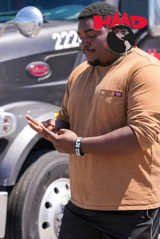 Questions to ask yourself before becoming a team truck driver