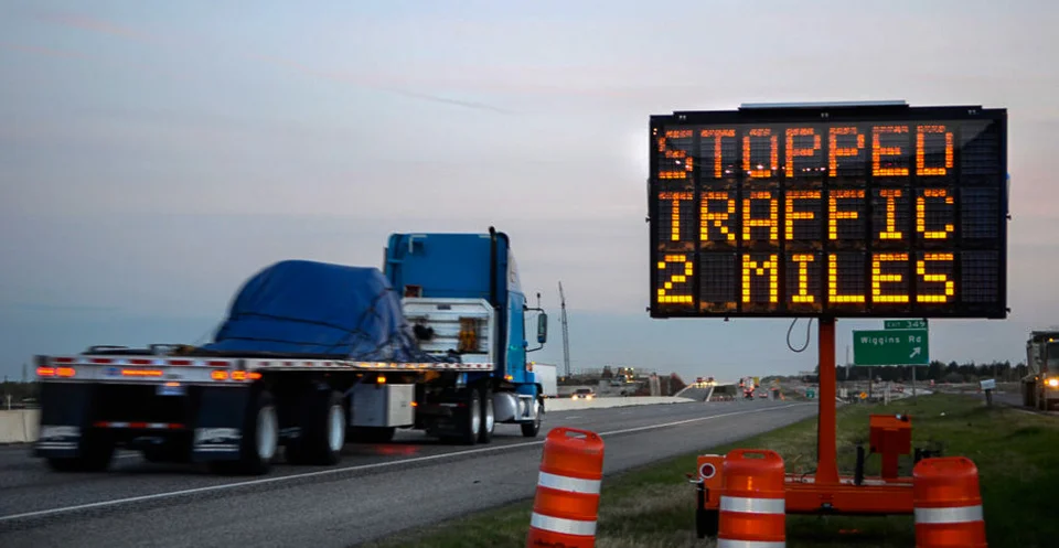 Truck Driving Safety Tips: Stay Alert in Work Zones and School Zones