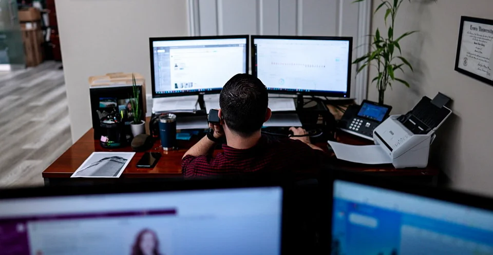 What Is Freight Factoring for Brokers?