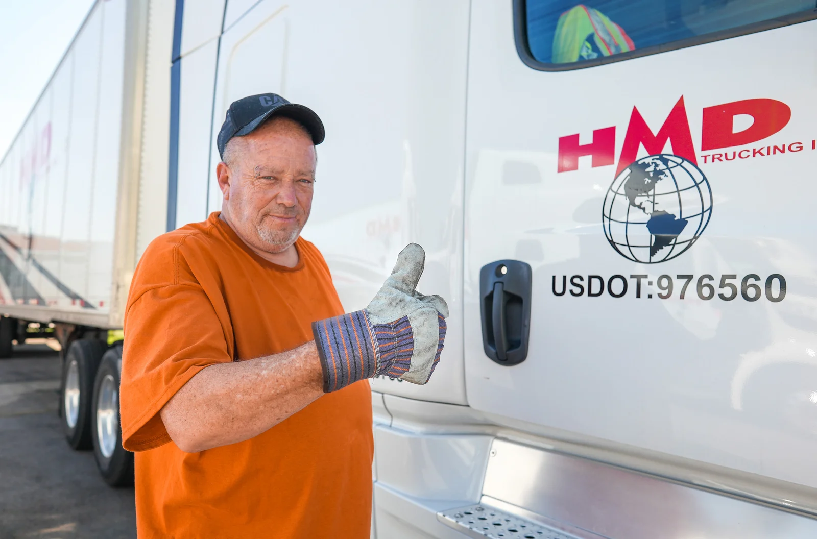 How to choose truck driving gloves?