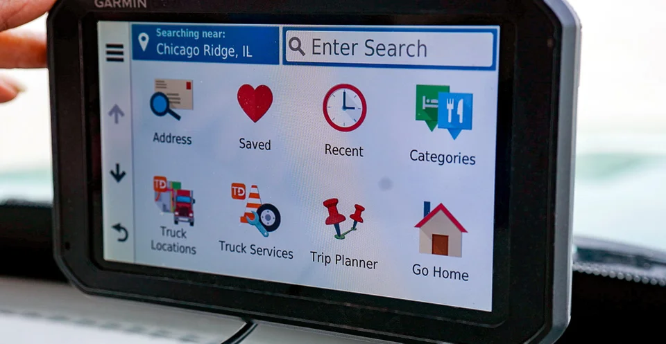 How to Choose the Best Truck GPS: Screen Size