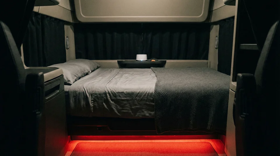 The "Cave" Method: sleeping comfortably in a truck