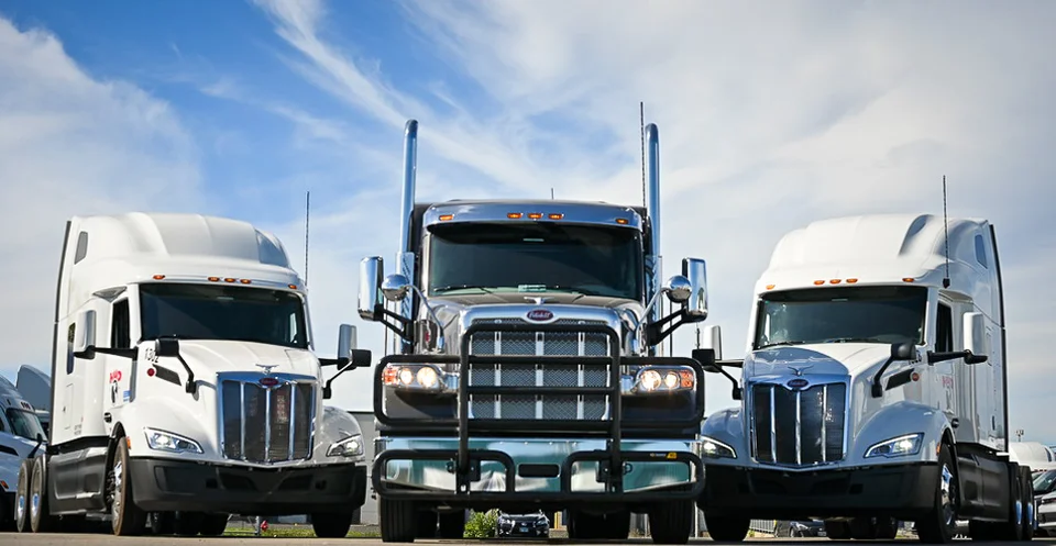 What is Factoring in the Trucking Industry and How to Use It?